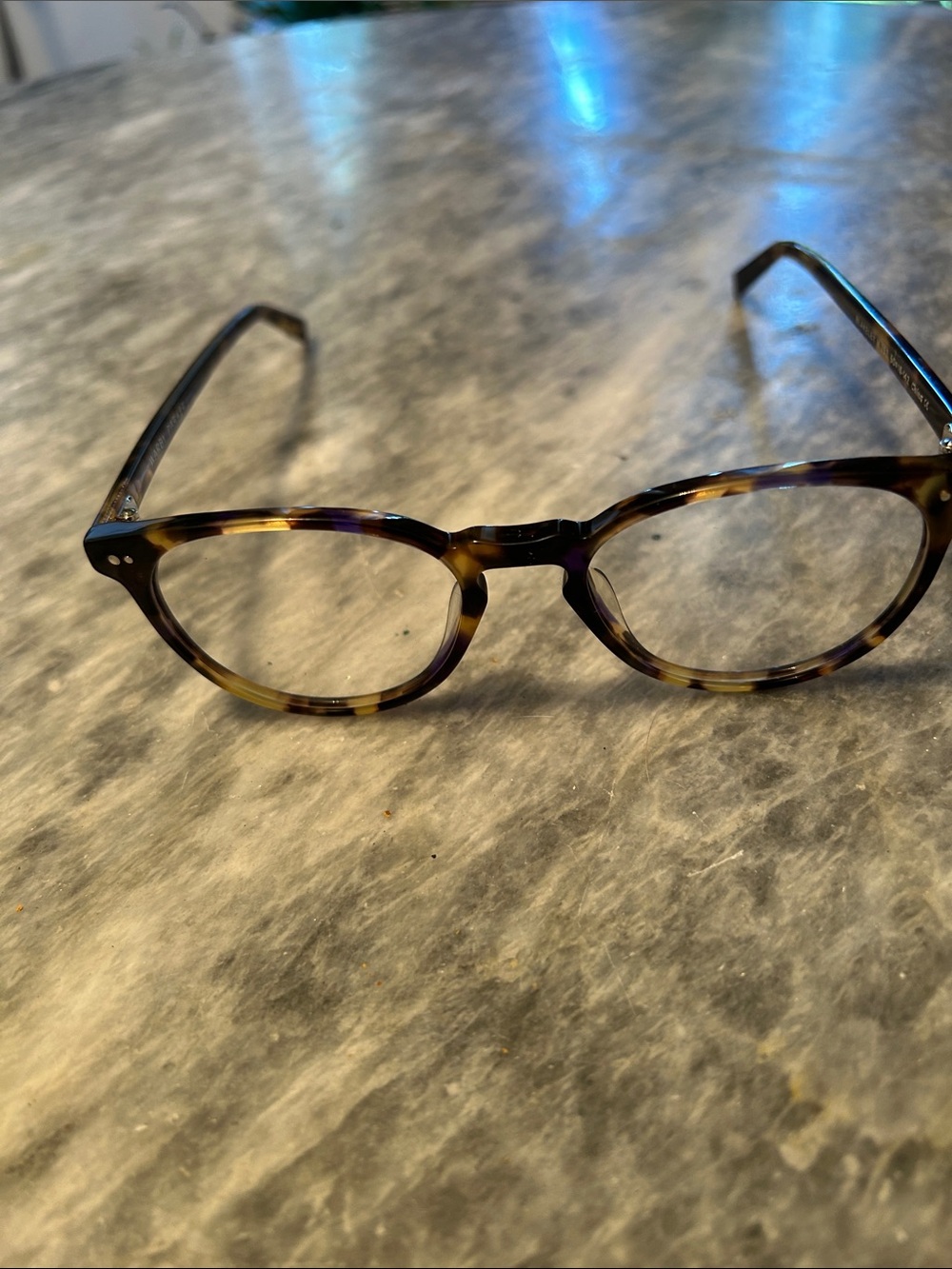 Warby Parker Tortoiseshell Round Glasses - Brown & Black
Model is Blakey